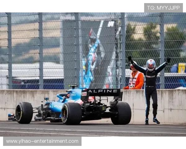费尔斯塔彭再创辉煌助红牛夺冠 F1赛季激战精彩回顾