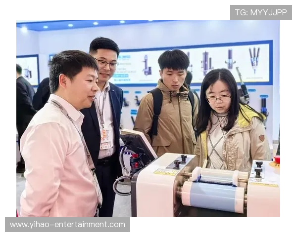 以太阳布克无球跑动驱动进攻效率跃迁的空间重构与决策优化研究